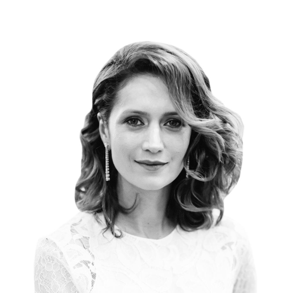 Виктория Исакова