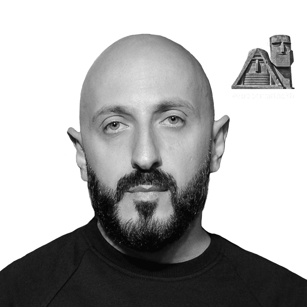 Карен Оганесян