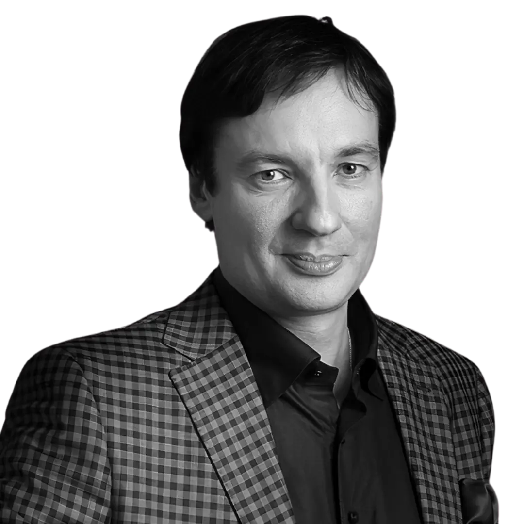 Павел Санаев  – российский писатель, кинорежиссёр, сценарист