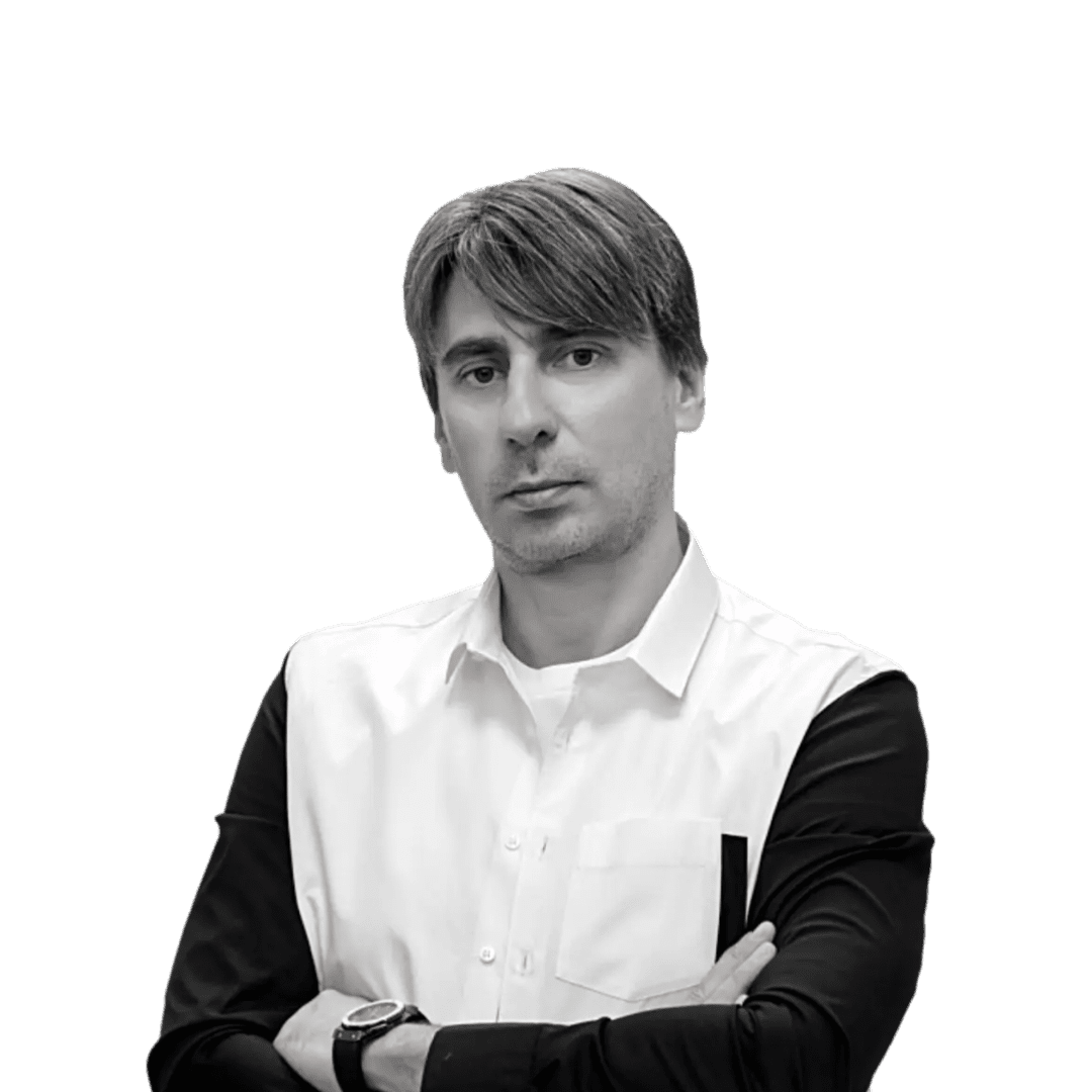 Роман Емельянов