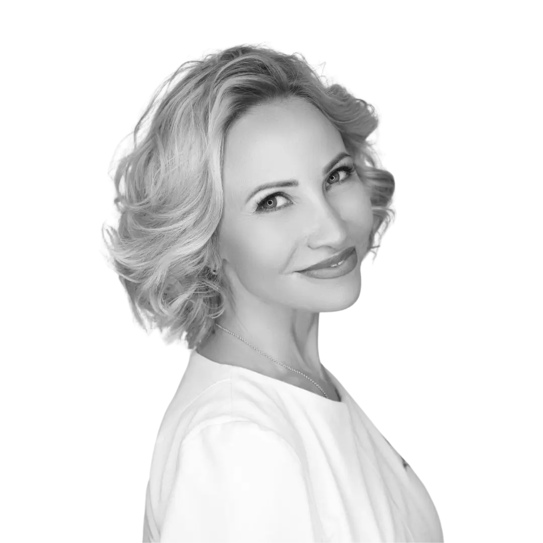 Анна Савина, мастер-преподаватель перманентного макияжа международного класса, президент Российского Общества специалистов по эстетической дермопигментации (ОСЭД)