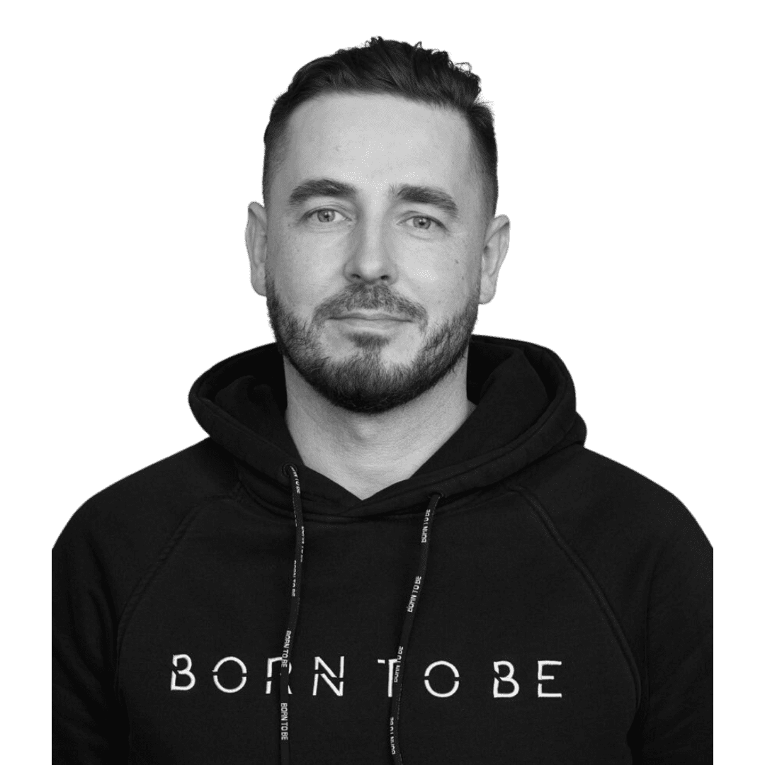 Дмитрий Твердохлебов, директор по продукту в VK, преподаватель и ментор МШУ Сколково.