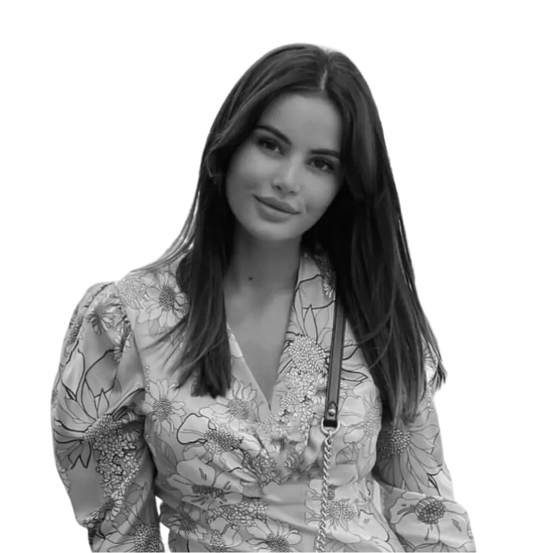 Алина Пекова, альпинистка