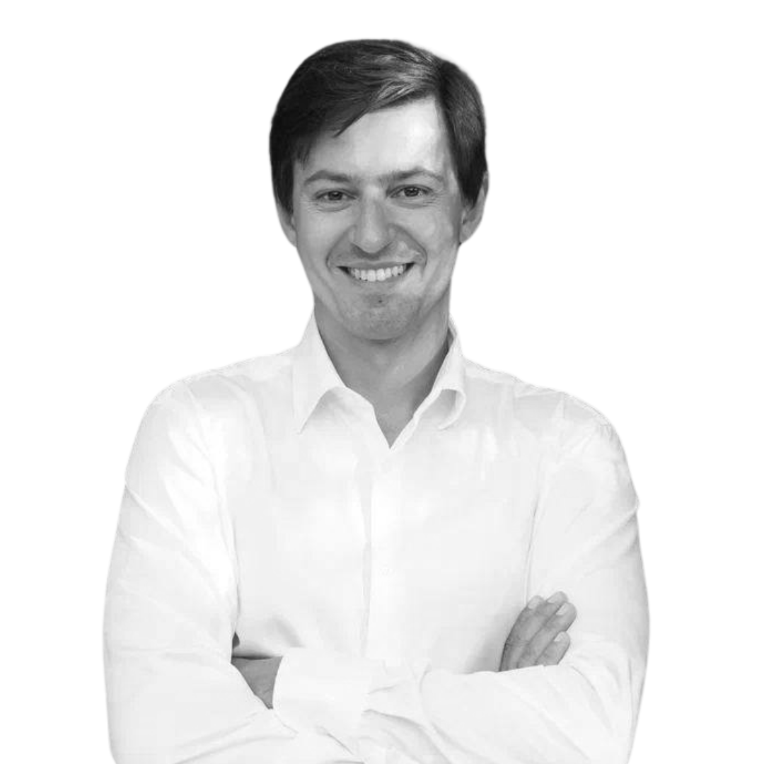 Иван Иванов, эксперт по ИИ-решениям, цифровизации и стратегии развития бизнеса